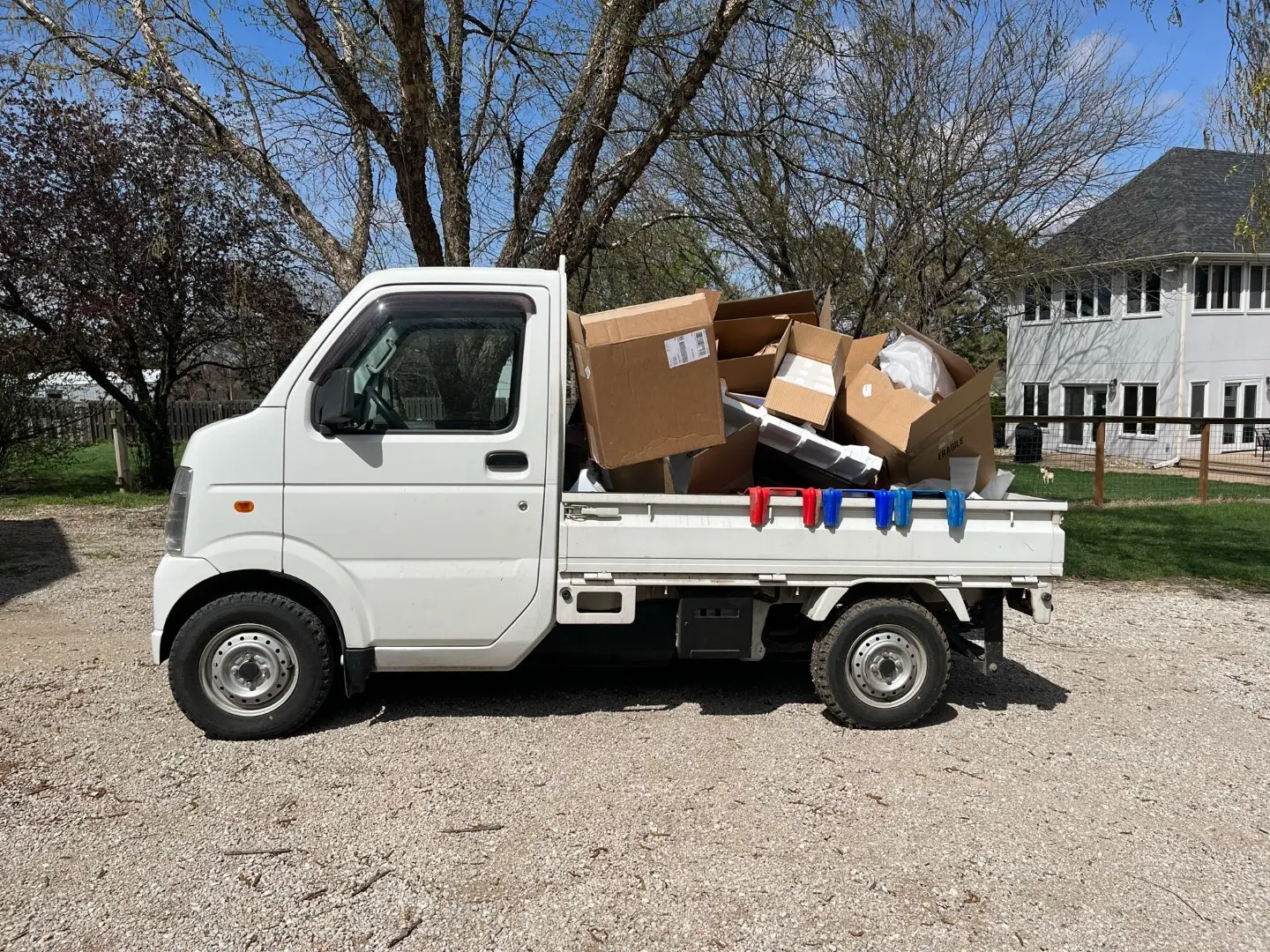 Suzuki Carry with a full load