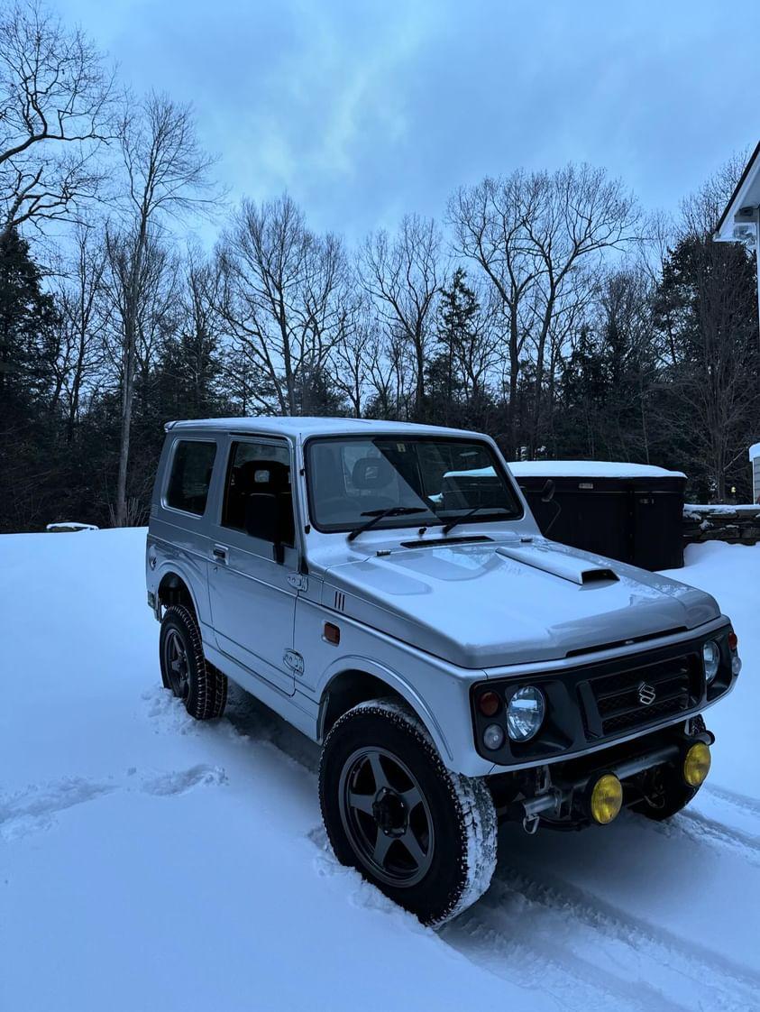 team three kings suzuki jimny in snow